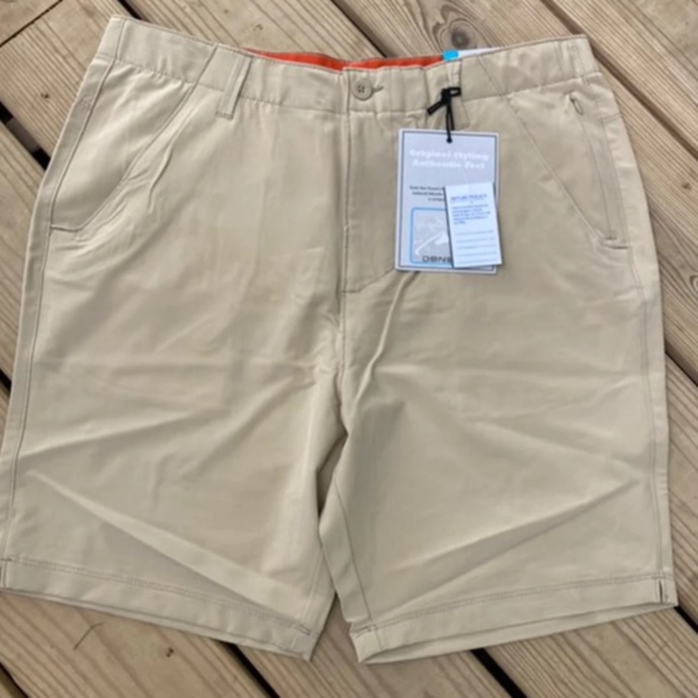 NWT DENALI Hybrid Flex Shorts Size 34